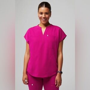 Fabletics scrub set | hibiscus pink | small oversized top | medium petite bottom